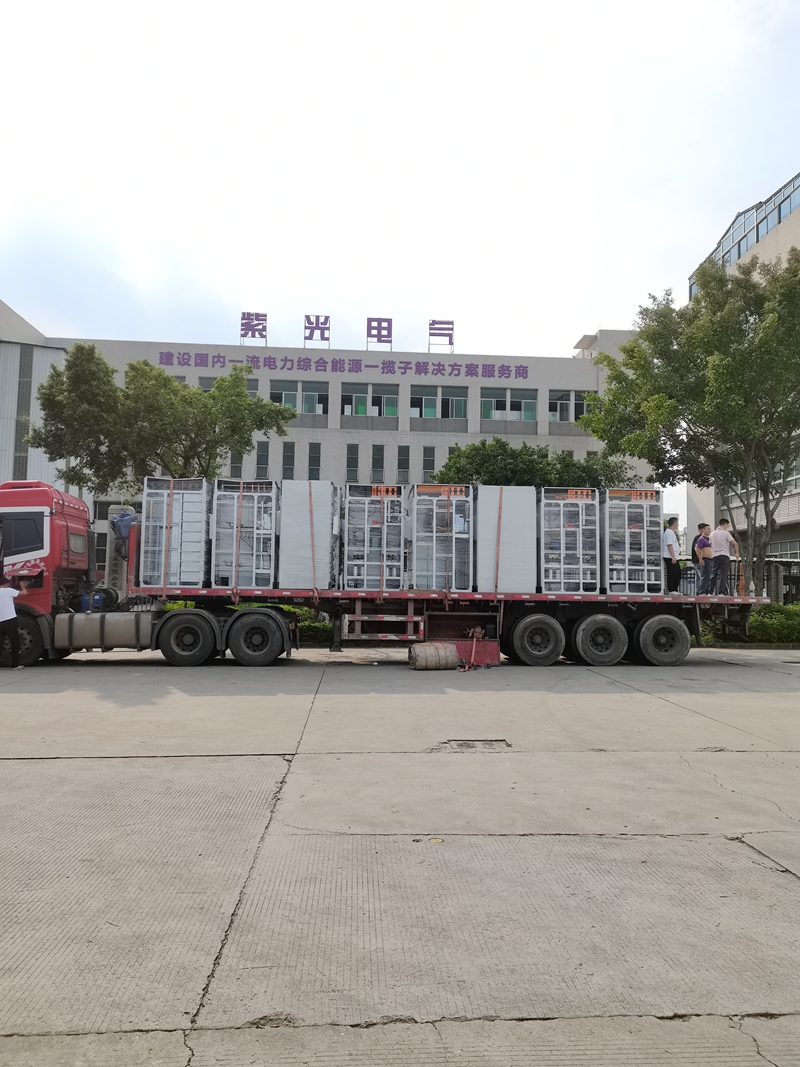 恭喜廣東菲鵬生物高低壓配電工程設(shè)備準(zhǔn)時(shí)進(jìn)場1